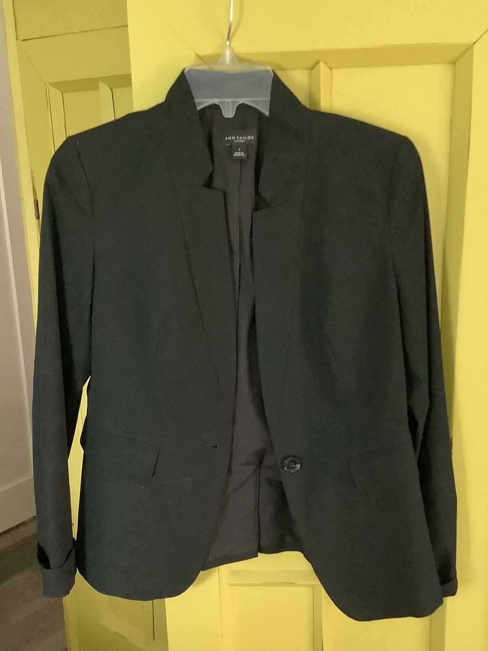 Ann Taylor Black Single-Button Women's Blazer